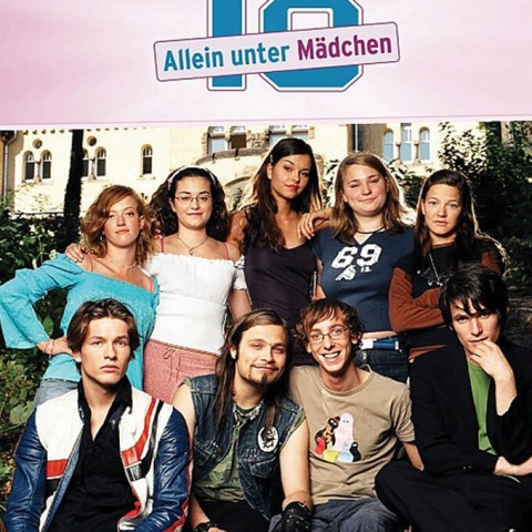 18 - Allein unter Mädchen